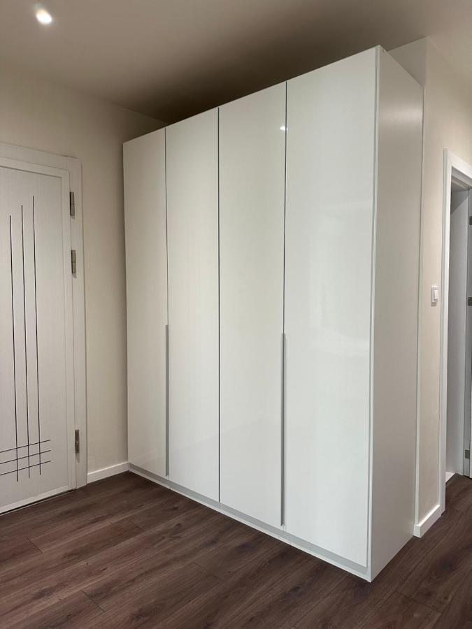 New Luxury Furnished Apartment - Beach, Varna Center & Fast Wi-Fi المظهر الخارجي الصورة