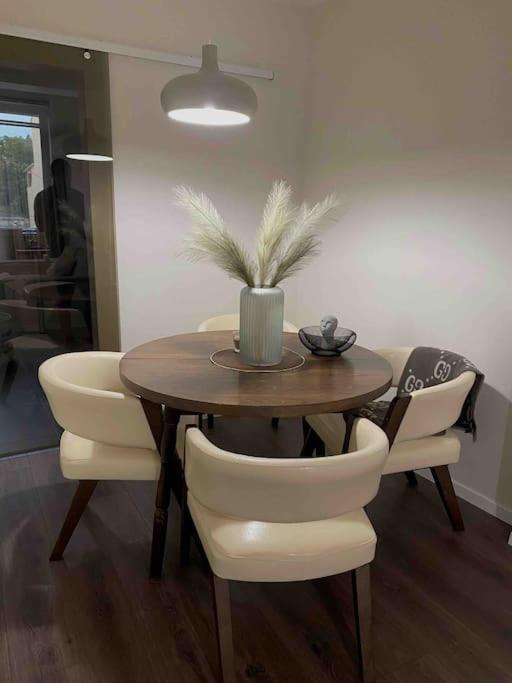 New Luxury Furnished Apartment - Beach, Varna Center & Fast Wi-Fi المظهر الخارجي الصورة